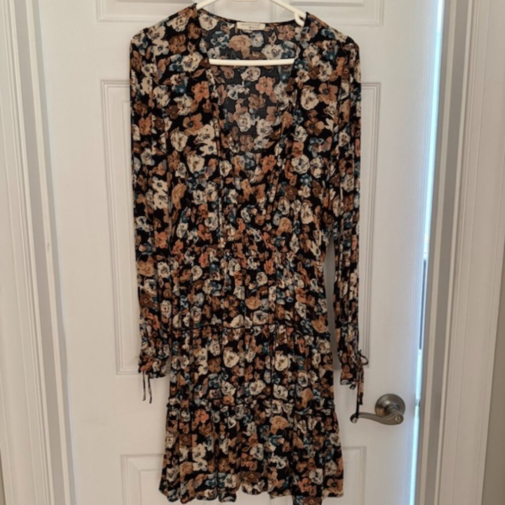 LoveStitch Floral Dress sz M
